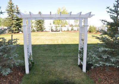 DLR vinyl pergola and vinyl arbour