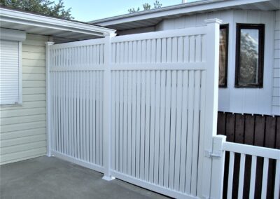 DLR vinyl fence privacy screen